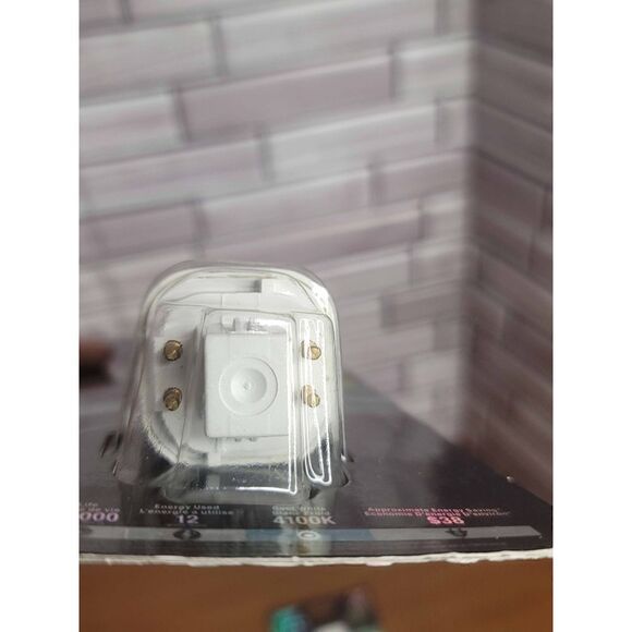 NEW  Feit Electric GX24Q-3 4-Pin 26W Light Bulb - Picture 7 of 7